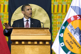 Le prsident Obama s'exprime devant des officiels ghanens