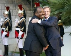 Bernard Kouchner et Ali Bongo