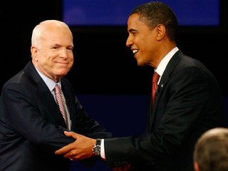 Barack Obama et John McCain lors du dbat tlvis du vendredi 26 septembre