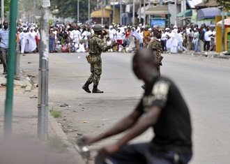 Marche de femmes contre Laurent Gbagbo le 28 février 2011 à Treichville