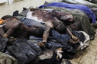 Les corps de dizaines de tués dans les clash entre Pro Ouattara et pro Gbagbo à la morgue d'Abidjan le mercredi 2 mars 2011
