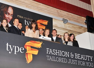 Tyra Banks à la bourse de New York le 15 mars 2011