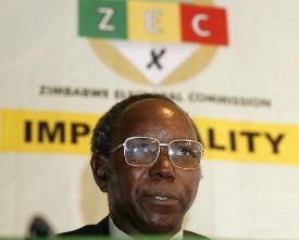 Un officiel de la ZEC annonce les rsultats