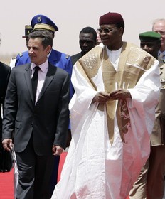 Mamadou Tandja et Nicolas Sarkozy
