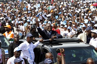 Le prsident sortant Laurent Gbagbo en campagne le 29 octobre au stade Flix Houphout Boigny