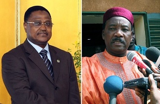 L'ancien premier ministre Seini Oumarou ( gauche) sera face   l'opposant Mahamadou Issoufou au second tour