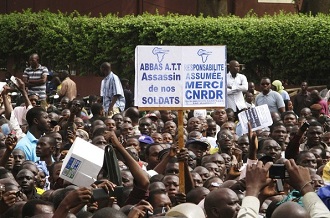 Manifestation en faveur des putschistes maliens le 28 mars 2012  Bamako
