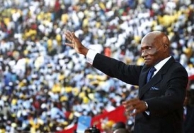 Abdoulaye Wade fait face  une opposition contre son troisime mandat