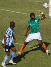 Le capitaine ivoirien Kolo Touré et les éléphants ont souffert face au Botswana