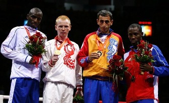 Daouda Sow (argent), Alexey Tishchenko (mdaille d'or), Hrachik Javakhyan (Armnie) et Yordenis Ugas (Cuba), mdaills de bronze