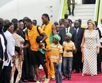 Les lphants de Cte d'Ivoire de retour  Abidjan le lundi 13 fvrier 2012