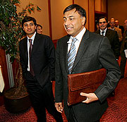 Lakshmi Mittal a lanc une OPA sur Arcelor