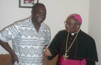 Serge Bile et Mgr Kabongo