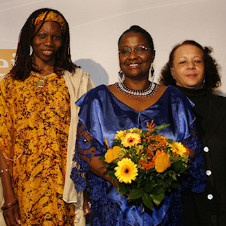 Mme Mariane Mandoballe, Pierrette Herzberger Fofana, et Mme Ricky Reiser