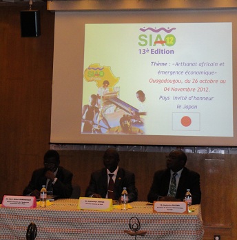 De g  d : Sibiri Michel Ouedraogo, ministre conseiller de lambassade du Burkina  Paris, Abdoulaye Zongo, DG du SIAO, Ambroise Balima, PCA du SIAO