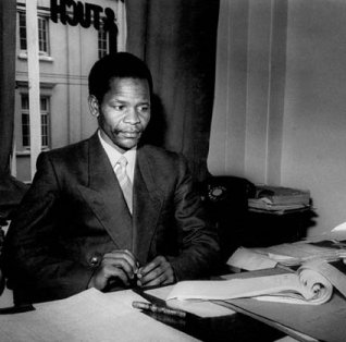 Oliver Tambo jeune avocat