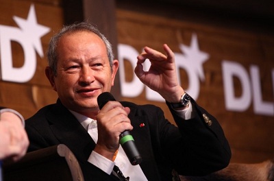 Naguib Sawiris est l'un des fils d'Onsi Sawiris et dirigeait les activits tlcoms du groupe Orascom