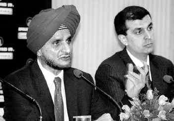 Onkar S.Kanwar et Neeraj R.S. Kanwar