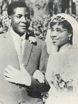Robert Mugabe, ici lors de son mariage en 1961, galement atteint du syndrome du ''Grand homme'' ?