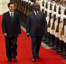 L'actuel prsident du Ghana John Atta Mills  Pkin le 20 septembre 2010