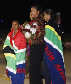 Michelle Obama et ses filles Sasha et Malia  leur arrive  Pretoria
