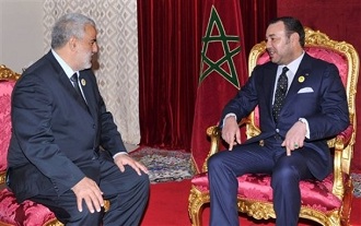 Abdelilah Benkirane reu par le roi Mohammed VI qui l'a nomm premier ministre
