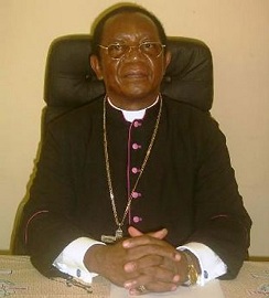 Mgr Tonye Bakot, grand chancelier de l'Ucac