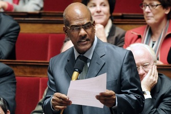 Serge Letchimy critiquant Claude Gueant le 7 février 2012 à l'assemblée nationale