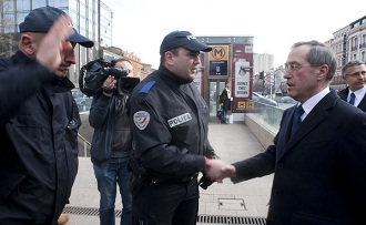 Selon Claude Gueant, le tueur est de nationalit franaise et a grandi  Toulouse