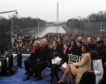 Jill et Joe Biden en compagnie de Barack et Michelle Obama au mmorial Lincoln dimanche