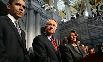 Barack Obama en compagnie d'Harry Reid et de Nancy Pelosi