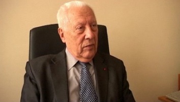 Guy Penne