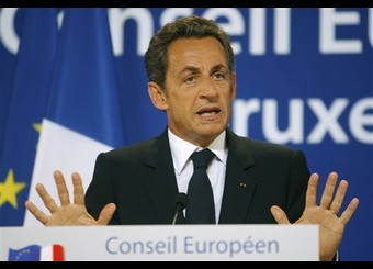 Nicolas Sarkozy en conférence de presse jeudi à Bruxelles