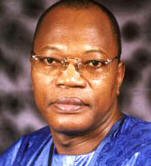 Les différentes autorités de la CEDEAO exercent une pression sur le nouveau régime de Faure Gnassingbé (ici le SG, Mohamed Ibn Chamas)
