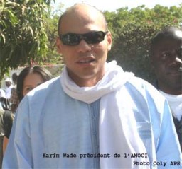 Macky Sall a convoqu Karim Wade devant le parlement. Mal lui en a pris...