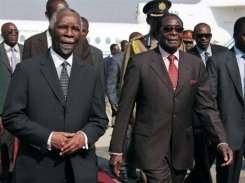 Robert Mugabe et Thabo Mbeki