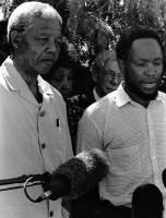 Nelson Mandela et Kgalema Motlanthe en 1991