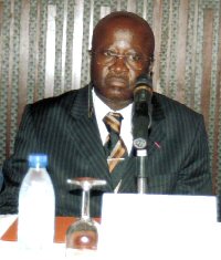 Jean-Pierre Biyiti Bi Essam, ex-ministre de la communication