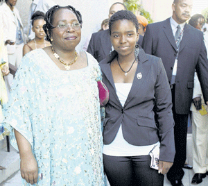 Nkosazana Dlamini-Zuma, ex femme de Jacob Zuma, et sa fille Thuthu Zuma