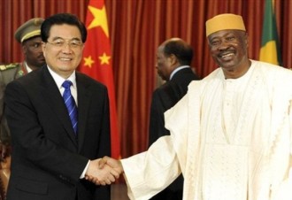 Amadou Toumani Toure et son homologue chinois
