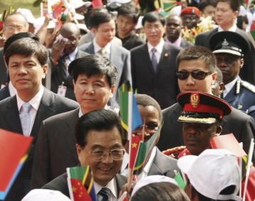 Hu Jintao à Dar Es Salaam le 15 février 2009
