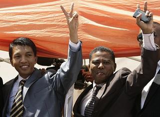 Andry Rajoelina et son premier ministe dsign ce samedi devant leurs partisans