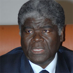 Robert Beugr Mamb