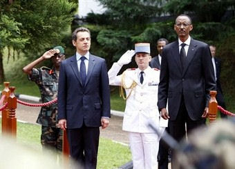Nicolas Sarkozy et Paul Kagame  Kigali le 25 fvrier 2010