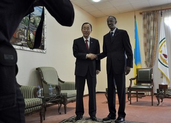 Ban Ki Moon et Paul Kagame le 8 septembre 2010  Kigali
