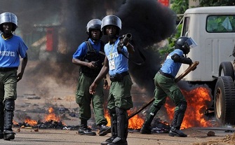 L'arme dgag une barricade dans les rues de Conakry 