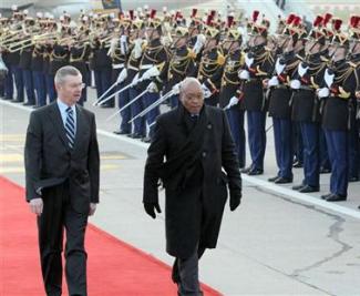 Jacob Zuma est en visite officielle  Paris.