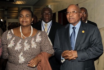 Maite Nkoana-Mashabane et Jacob Zuma le 31 janvier 2011  Addis Abeba au sommet de l'Union Africaine