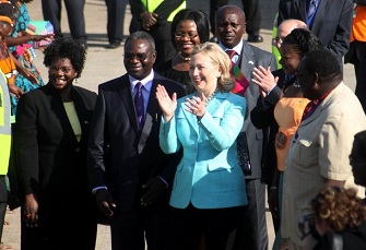 Hillary Clinton  son arrive  Lusaka le vendredi 10 juin 2011