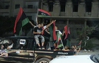 Arrive des rebelles du CNT  Tripoli le 22 aot 2011